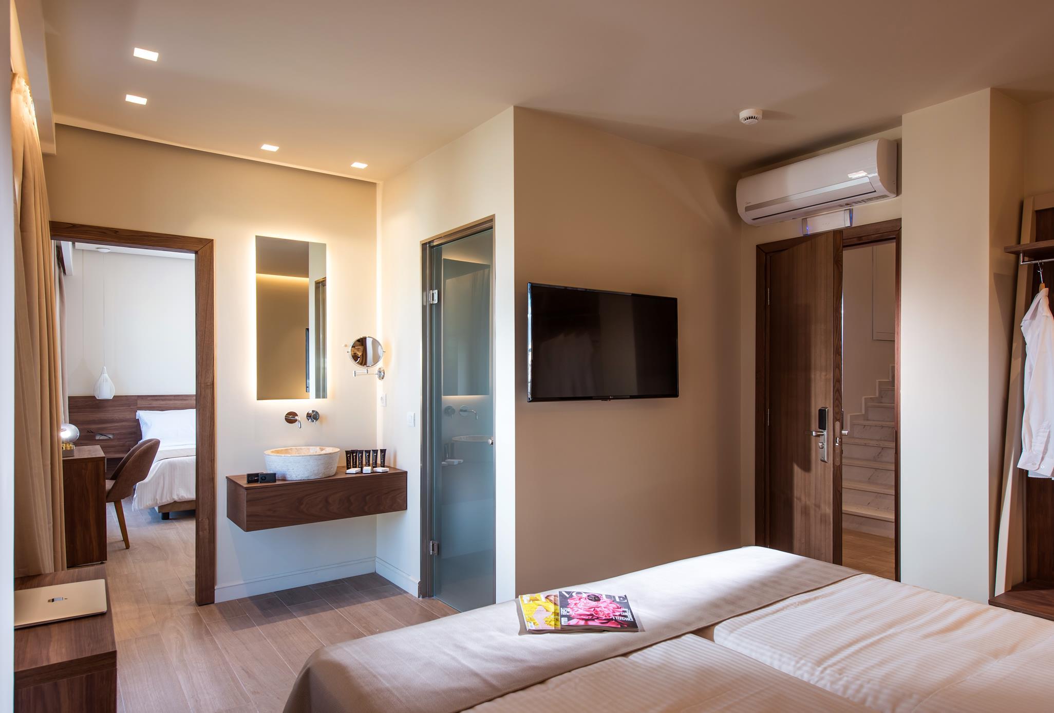 Metropole Urban Hotel