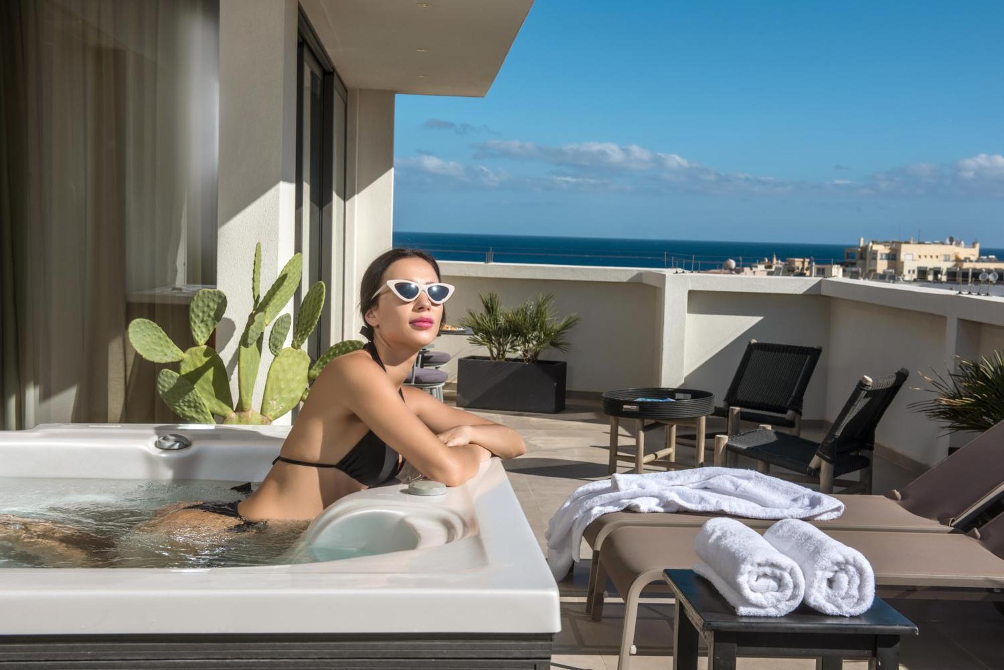 Metropole Urban 4*